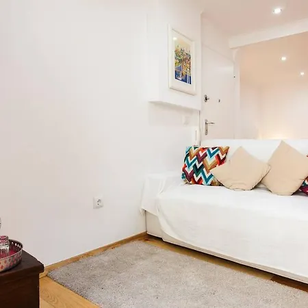 Charming Studio In Mouraria Lisbon Exterior photo