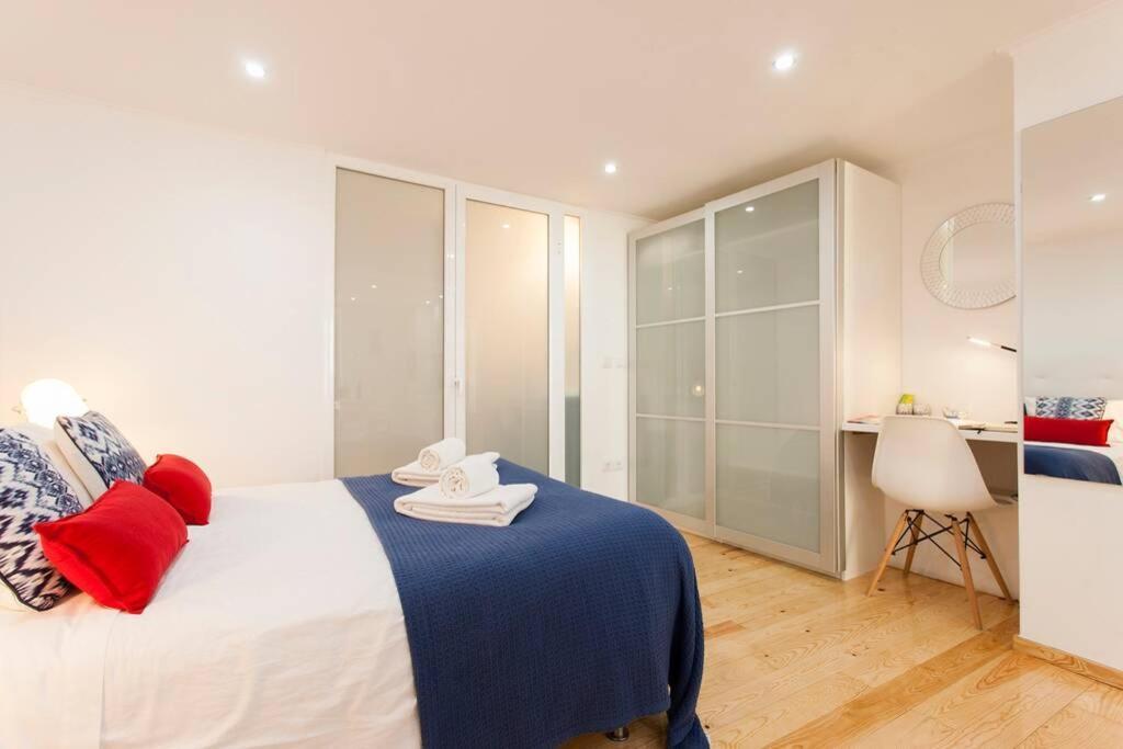 Apartment Charming In Mouraria Lissabon